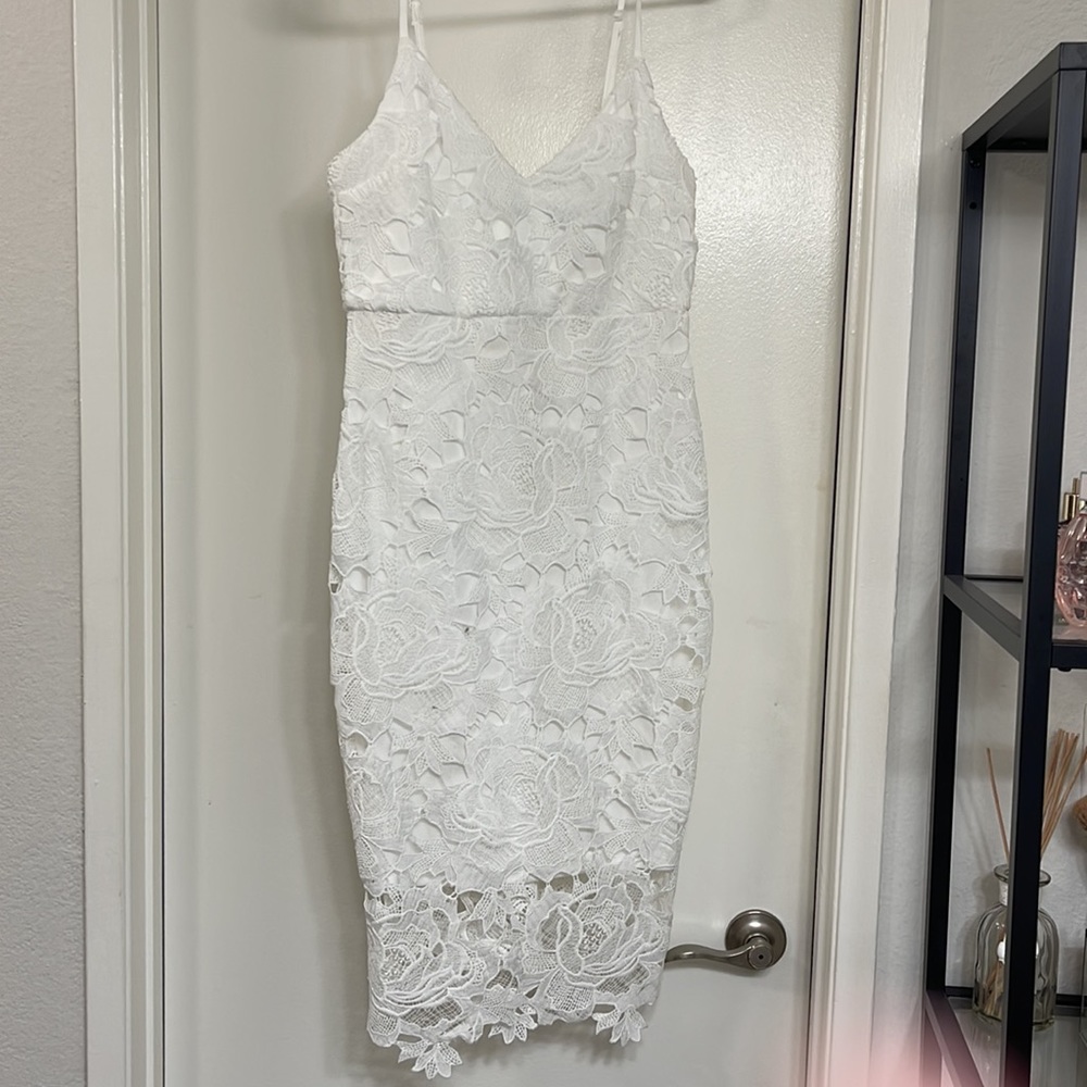 Boohoo Crochet Lace Midi Dress - Picture 4 of 5